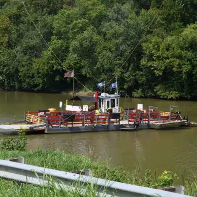 View of the ferry halfway between Madison and Jessamine counties