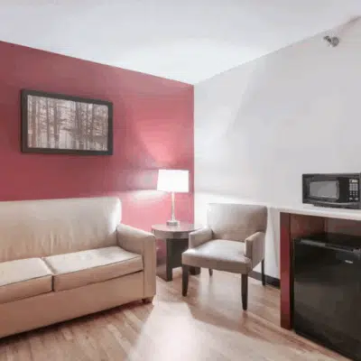 Red Roof Inn kitchenette