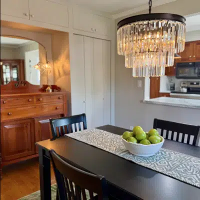 Chandelier inside dining room of Westfield Green (Airbnb)