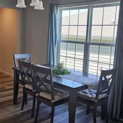 Dining room in Welcome Home (Airbnb)