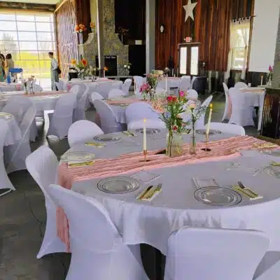 Dreaming Creek Farm table decorations