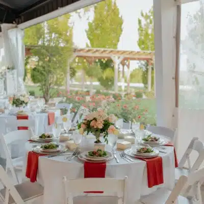 Table Decorations outside at Chenault Vineyards