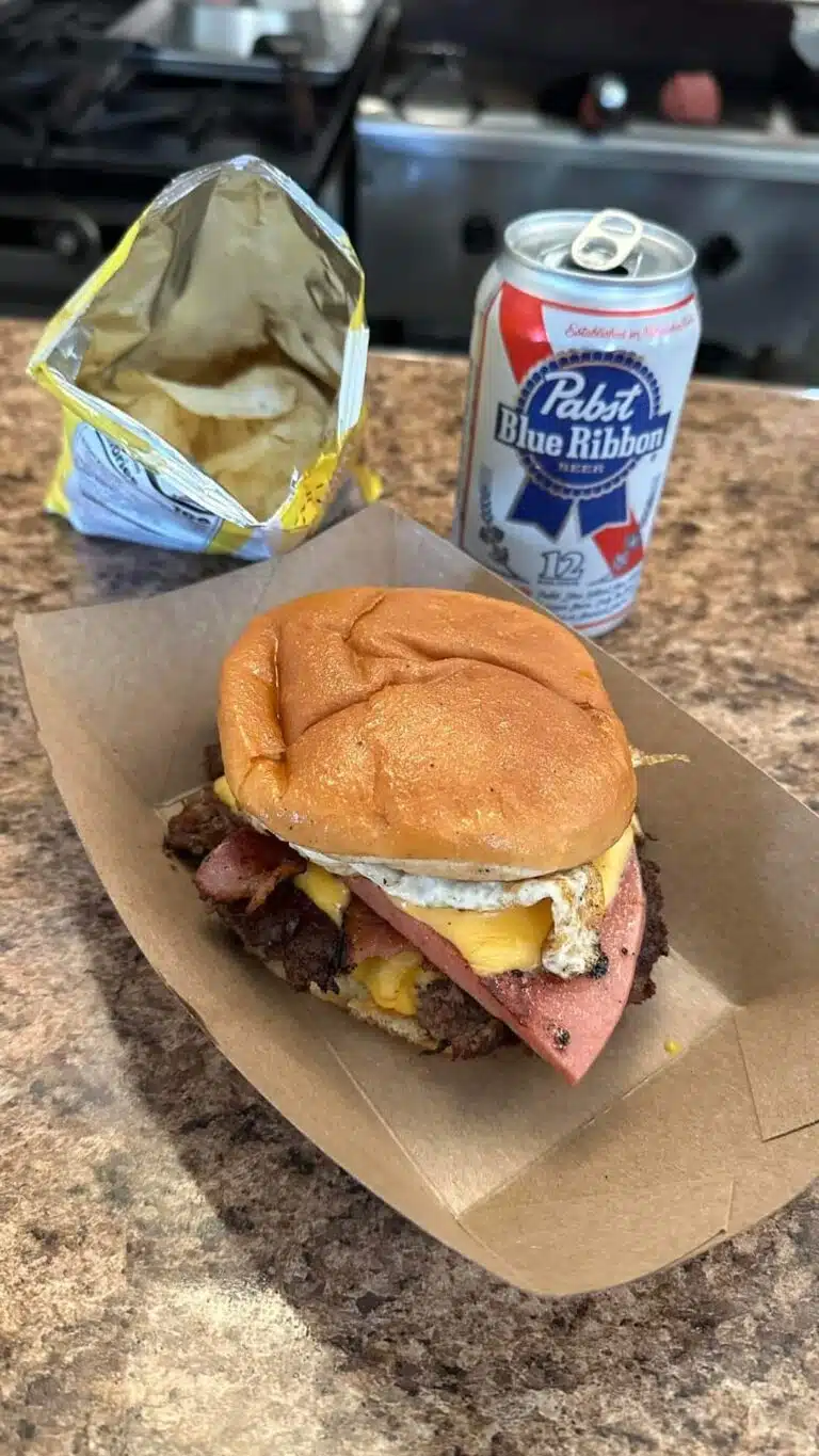 Wink's Bar burger with beer and chips